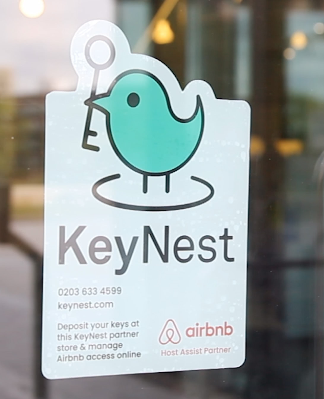 Airbnb Key Exchange | KeyNest UK